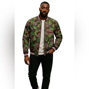 GSTQ Mens Small Burgundy Green Floral light weight Bomber logMSRP $349. NWT